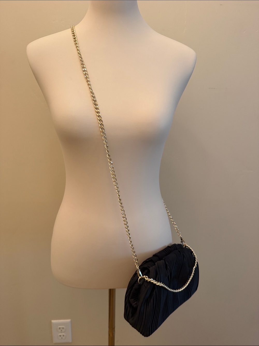 Black Pleated Crossbody Bag with Gold Chain Strap